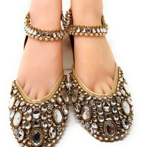 COPY - Beautiful handmade slippers with anklet
